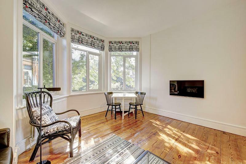 Hampstead Stylish Brilliant Location